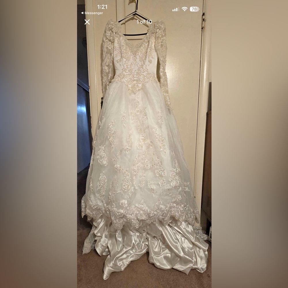 Oleg Cassini Ivory Lace Bridal Gown